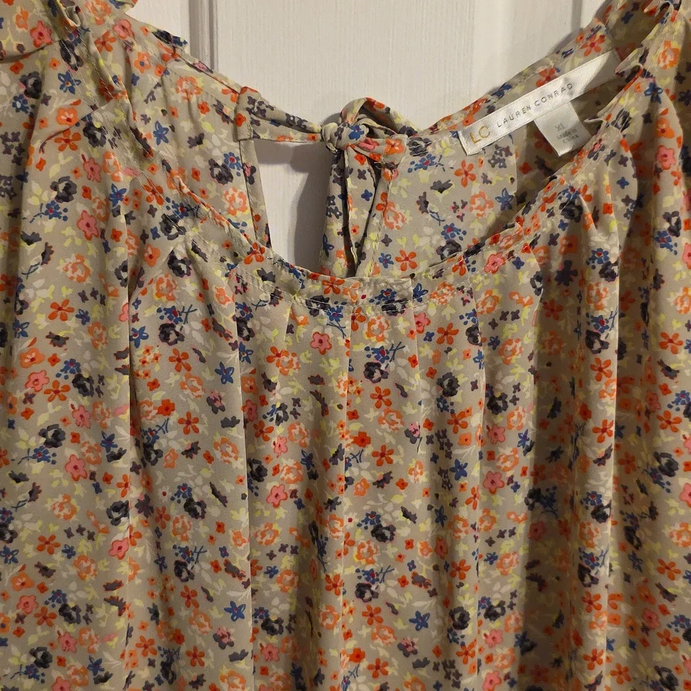 LC Lauren Conrad Multicolor Floral Blouse - Picture 3 of 8